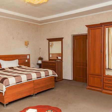 Ajour Hotel Almaty Exterior foto