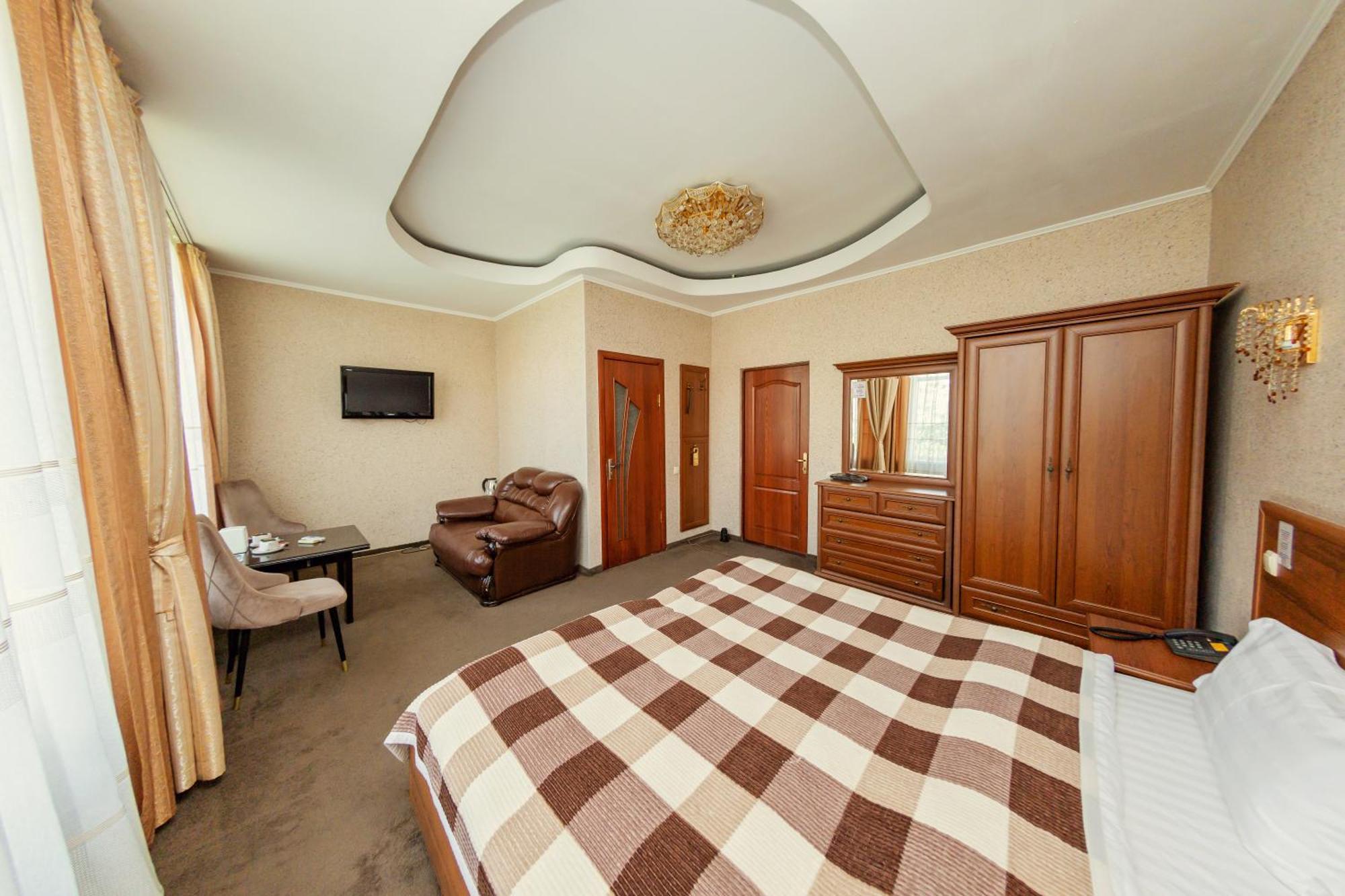 Ajour Hotel Almaty Exterior foto