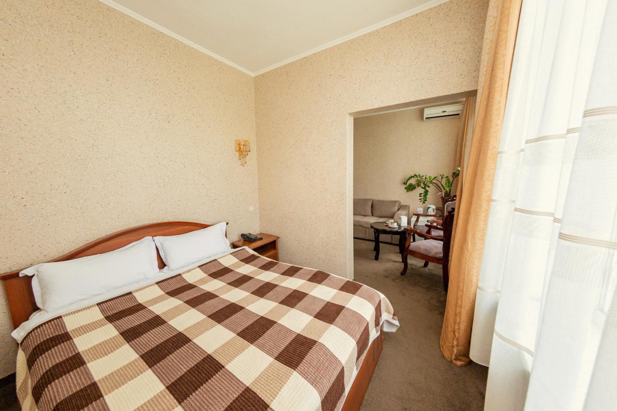 Ajour Hotel Almaty Exterior foto